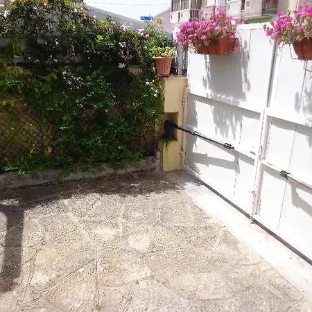 Casa De Ferias Em Algueirao Sintra