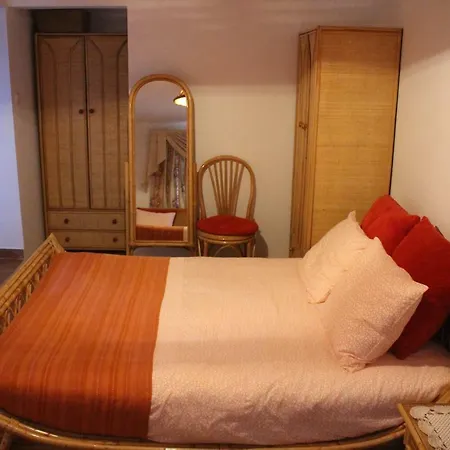 Casa De Ferias Em Algueirao * Sintra